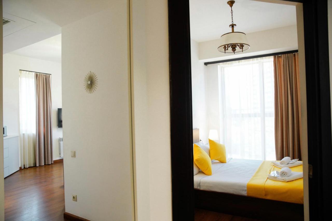 City Center Appartment At Buzand St. Ереван Екстериор снимка